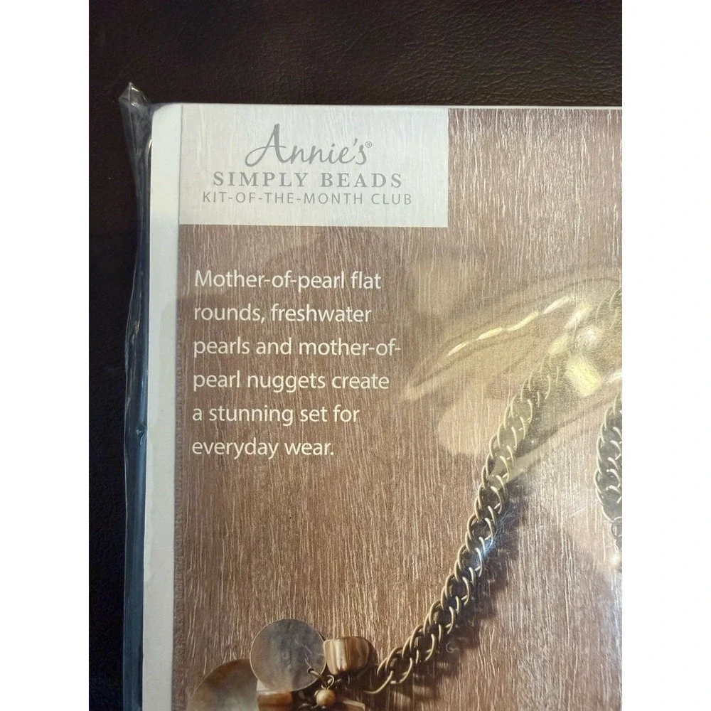 Annie's Simply Beads Jewelry‎ Kit SHIMMERING TIDE Necklace BD109 Unopened Crafty
